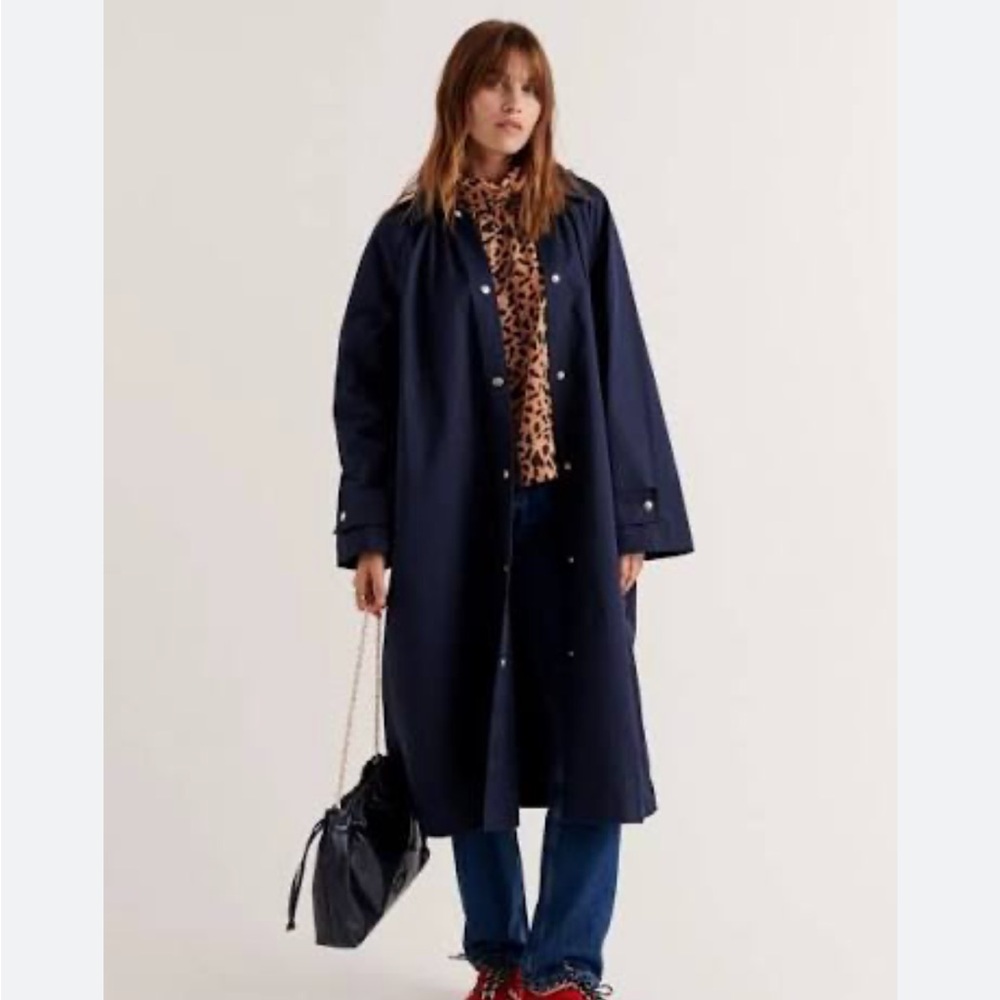 Balzac Paris Navy Trench Coat size 1